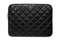 Guess PU Quilted 4G Metal Logo Obal na Notebook 13/14" Black Guess PU Quilted 4G Metal Logo Taška na Telefon se zipem je perfektní taška přes rameno.